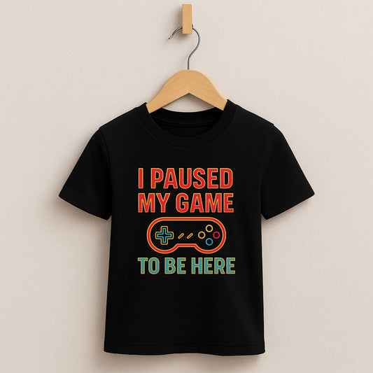 I Paused My Game To Be Here – Kids Funny Gamer T-Shirt 🎮😆
